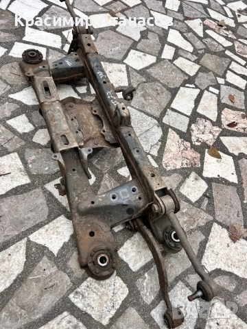 Заден мост за Тойота Авенсис T27 седан. Комби. 2009-2015г