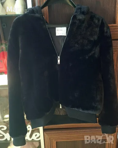 Яке с качулка , снимка 4 - Якета - 48067617