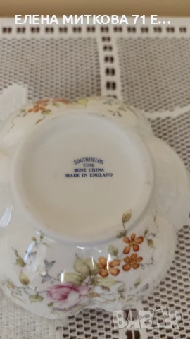 Купичка от английски костен порцелан, снимка 4 - Чинии - 50824395