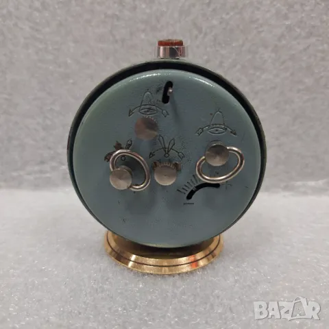 Механичен! Настолен Часовник SLAVA, 11rubis, СССР, снимка 6 - Антикварни и старинни предмети - 47758207