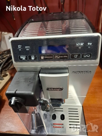 Продава се кафе машина Delonghi Autentica. , снимка 2 - Кафемашини - 53489426