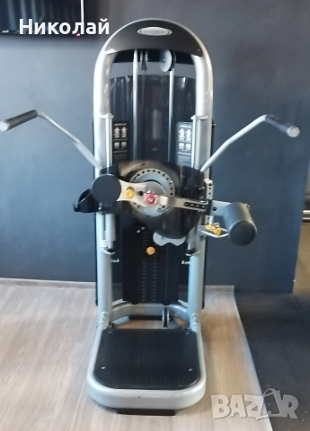 Фитнес уред Matrix Aura Rotary Hip 