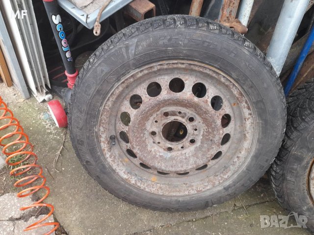 2бр зимни гуми с джанти за бмв, снимка 2 - Гуми и джанти - 34918116