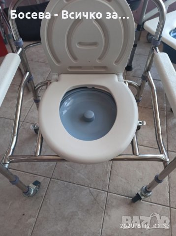 Тоалетен стол- нов, олекотен, с колелца, снимка 1 - Тоалетни столове - 35461106