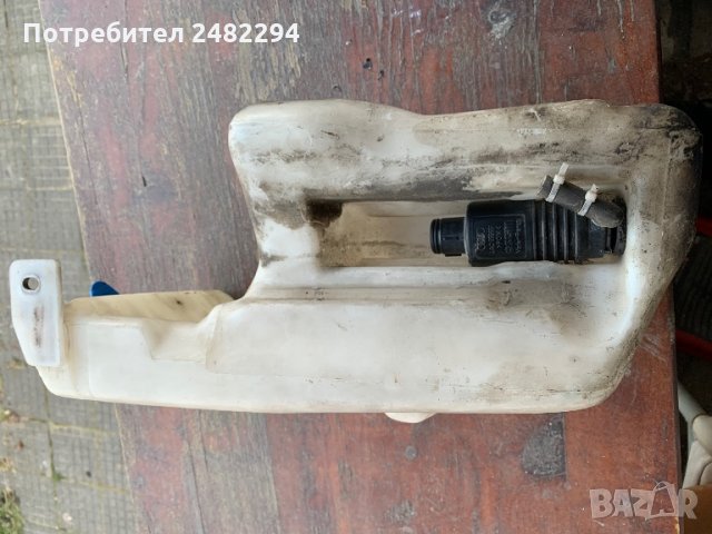 Казанче за вода Ауди 100 заедно със електромотора, снимка 2 - Части - 27744539