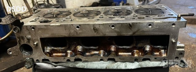 Цилиндрова глава 04L103373E за Audi, VW, Seat, Skoda 2.0 TDI CR, снимка 2 - Части - 40700343