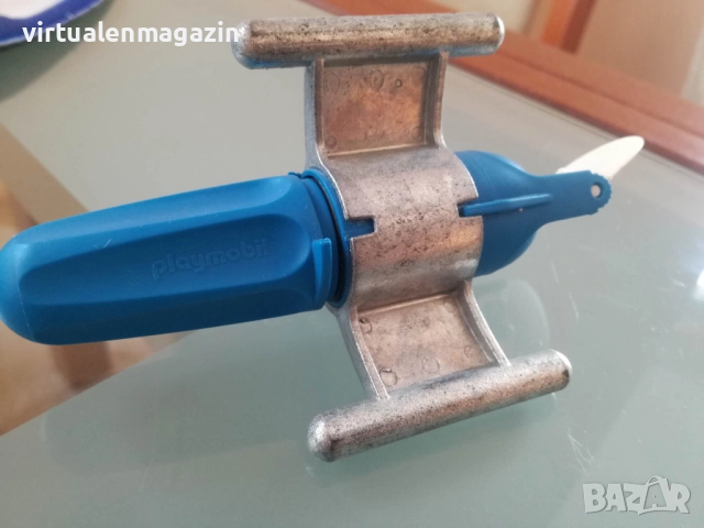 Playmobil Блокчета банкноти и мотор за лодка, снимка 4 - Конструктори - 25342411