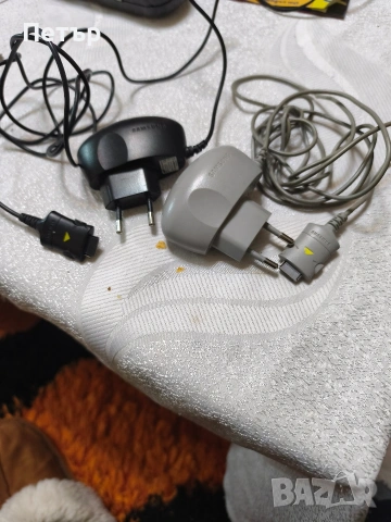Продавам зарядни устройства за Samsung