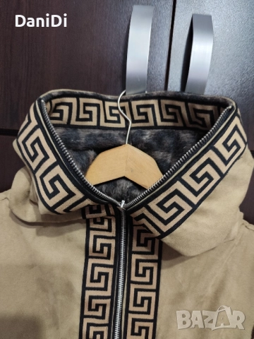 Дамско палто в тигрово/леопард Версаче ,с две лица, снимка 8 - Якета - 52454136