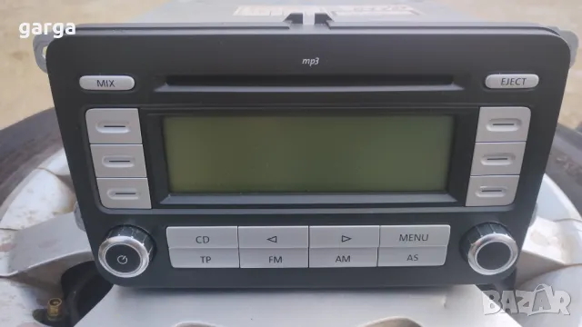 VW РАДИО и CD c mp3 ПЕРФЕКТНО РАБОТЕЩО, снимка 1 - Аксесоари и консумативи - 48157940