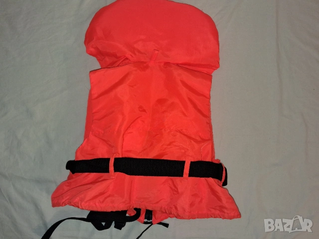 Спасителна жилетка Helly Hansen и Regatta - 4 броя 4 размера, снимка 3 - Водни спортове - 53405445