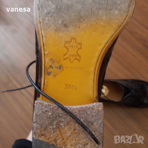 Оригинални и актуални обувки-38 номер, снимка 2 - Дамски ежедневни обувки - 28772555