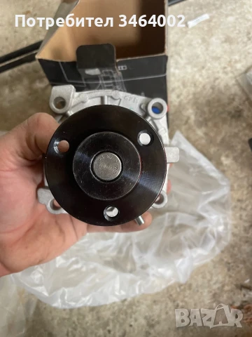 Водна помпа за Jeep Cherokee 2.5