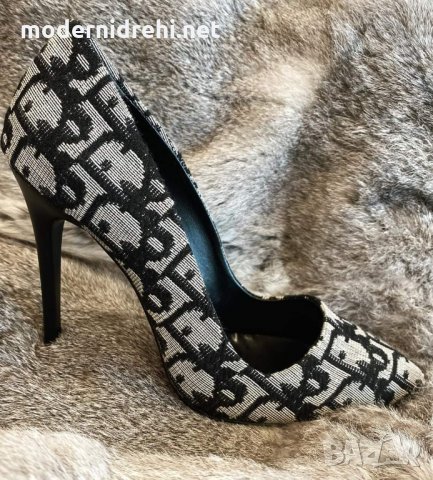 Дамски и обувки Christian Dior