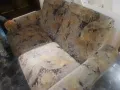  двуместен диван и две табуретки, снимка 1