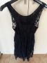 Дантелена черна рокля М, снимка 1