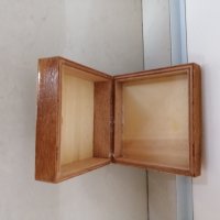 Дървена кутия 9 x 9 h 4 cm. , снимка 2 - Други стоки за дома - 37228378