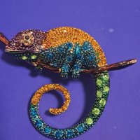 Уникална брошка хамелеон , снимка 1 - Други - 43959545
