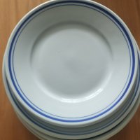 Български процелан - комплект чинии , снимка 2 - Чинии - 39202257