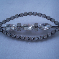 Стара Дамска Брошка    кристал с сребърно покритие, снимка 2 - Антикварни и старинни предмети - 36566245