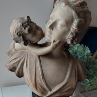 Авторска керамична фигура- теракота.(Майка с дете), снимка 2 - Статуетки - 40748605