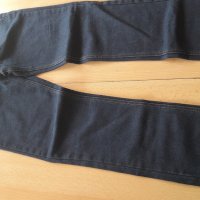 продавам нови дънки, снимка 1 - Детски панталони и дънки - 28785774