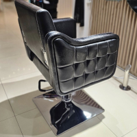 фризьорски стол от 360 бръснарски стол от 540 работна табуретка от 80, снимка 16 - Фризьорски столове - 43499491