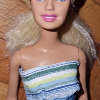 оригинална бюджетна кукла Барби, снимка 2 - Кукли - 40507193