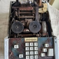Сметачна машина Astrota, снимка 3 - Антикварни и старинни предмети - 43514699