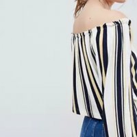 Bershka XS,S-Кроп топ в райе с отворени рамене, снимка 4 - Корсети, бюстиета, топове - 40211389