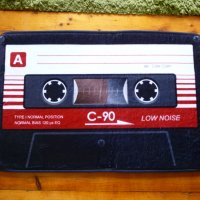 2. Килимче аудиокасета audio tape касетофон касетка стереo чер