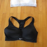 Nike NEW PRO BRA, снимка 2 - Корсети, бюстиета, топове - 36593640