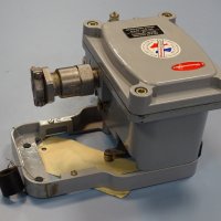 позиционер Dresser Masoneilan 8013-257 electro-pneumatic valve positioner, снимка 12 - Резервни части за машини - 37203393