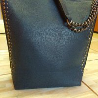Нова чанта с етикет и актуален дизайн, снимка 3 - Чанти - 33289390
