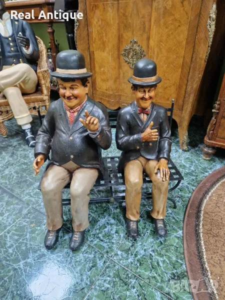 Страхотна антикварна колекционерска фигура статуетка Лоръл и Харди , снимка 1