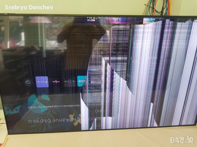 Продавам телевизор Samsung QE65Q60BAU на части, снимка 1