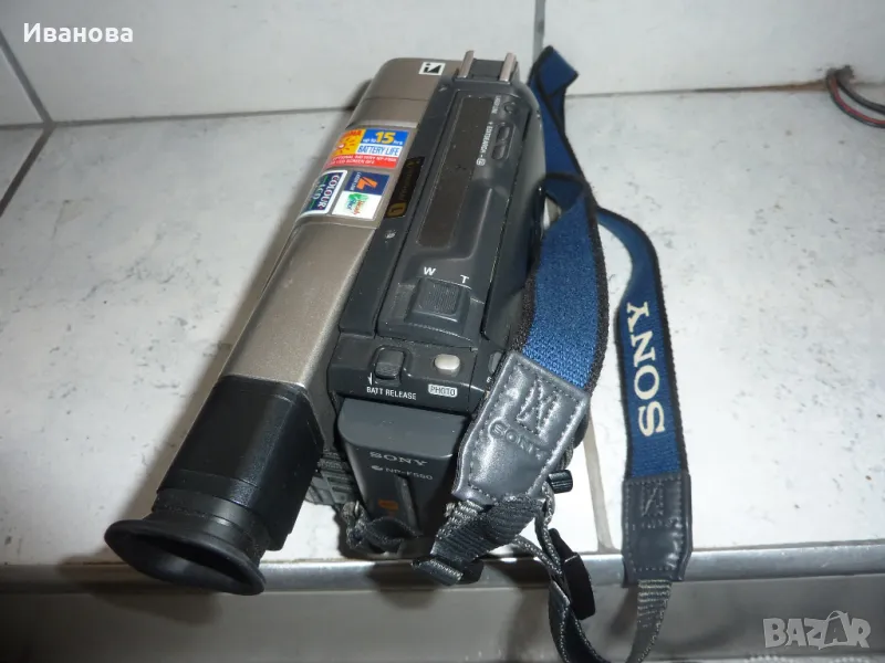 Продавам видеокамера Sony TRV77e,Hi8, снимка 1