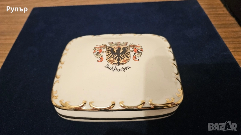 Порцеланова кутия за бижута, снимка 1