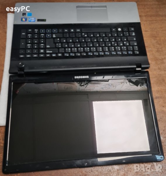 Продавам лаптоп SAMSUNG NP300 на части, снимка 1