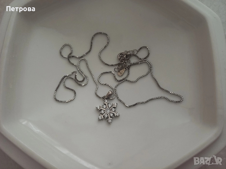 Сребърно колие снежинка с бели циркони , снимка 1
