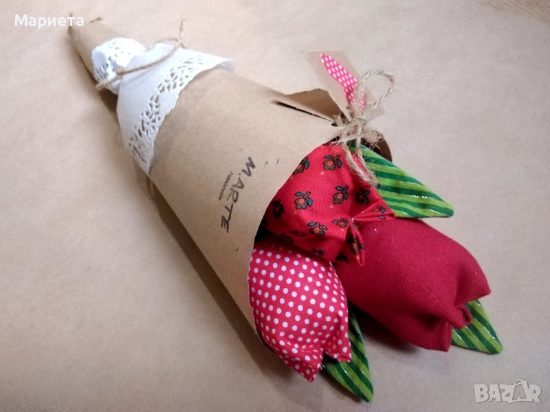 Букет Лалета Текстилни Лалета Червени Лалета Червени Цветя Ръчна Изработка Лалета от Плат , снимка 1