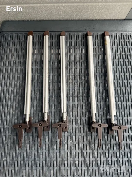 Оригинален амортисьор със закопчалка за прозорец, снимка 1