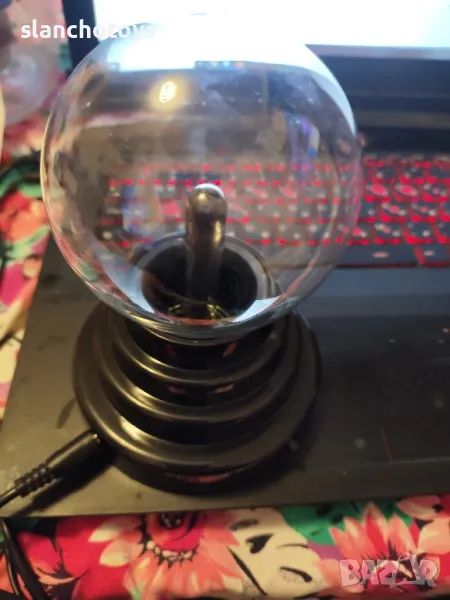 Вълшебна плазмена лампа,, диаметър на стъклото 8см, снимка 1