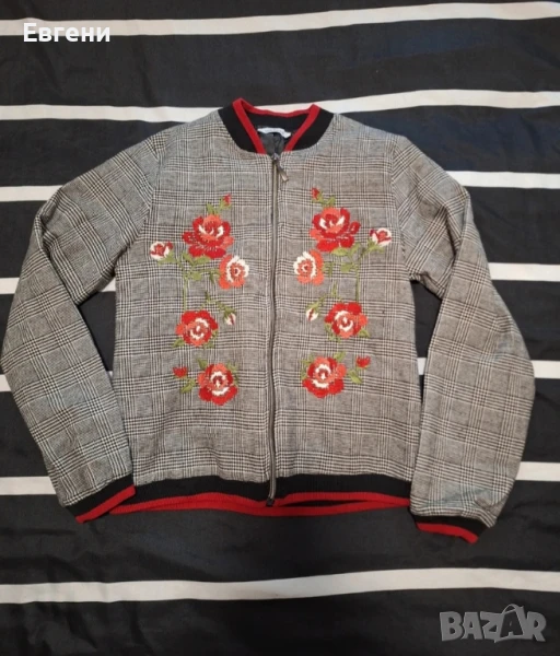 Яке за момиче, снимка 1