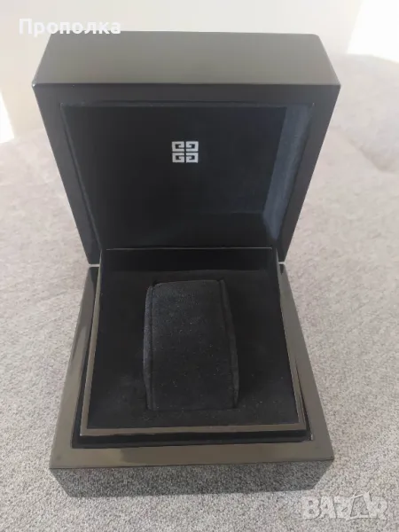  Оригинална кутия за часовник Givenchy , снимка 1