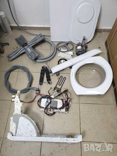 Части за пералня Ariston AVSF 109, снимка 1