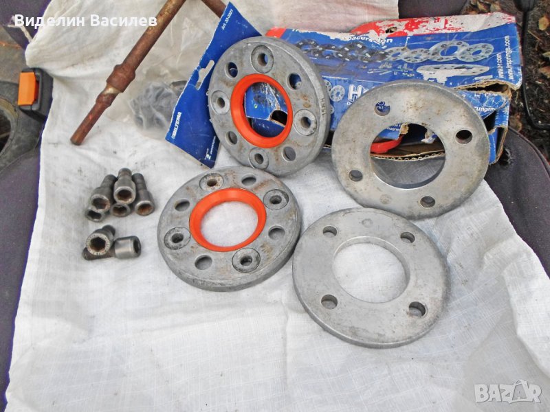 Фланци за джанти/4*100/,болтове, снимка 1