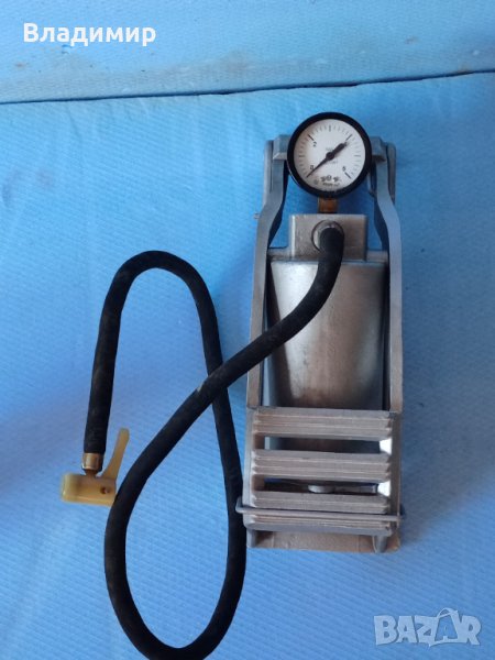   Помпа алуминиева от соца, снимка 1