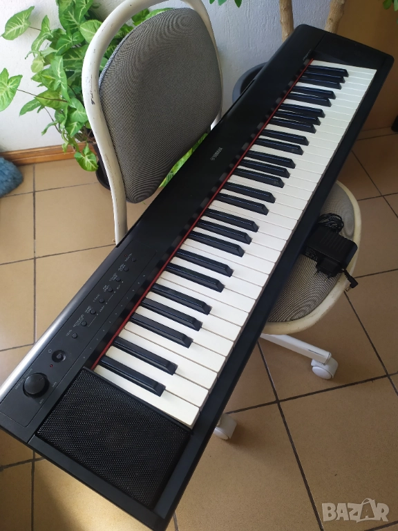 Дигитално пиано Yamaha Piaggero NP-11, снимка 1