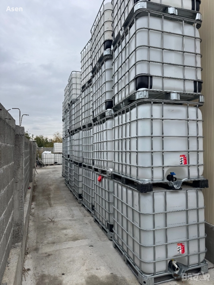 Бидон 1 тон 1000 литра кубчета за вода ibc контейнер Пловдив област , снимка 1